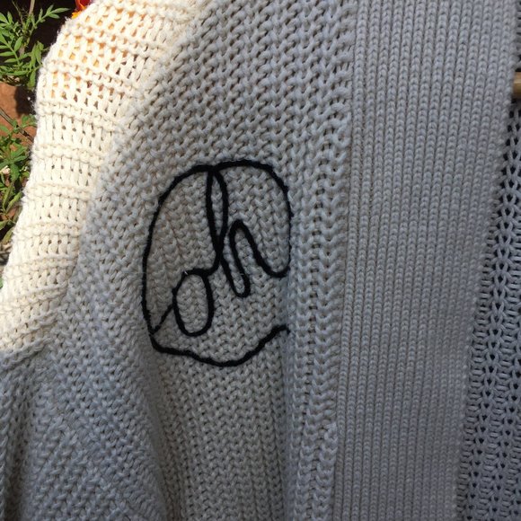 Chunky knit open cardigan with Hearts - Picture 2 of 11